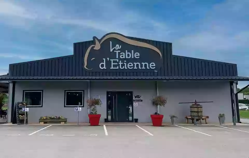 Le restaurant - La Table D'Etienne - Restaurant Saint-Sauveur - restaurant froideconche